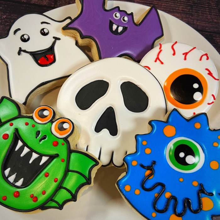 Monster cookie decorating kit