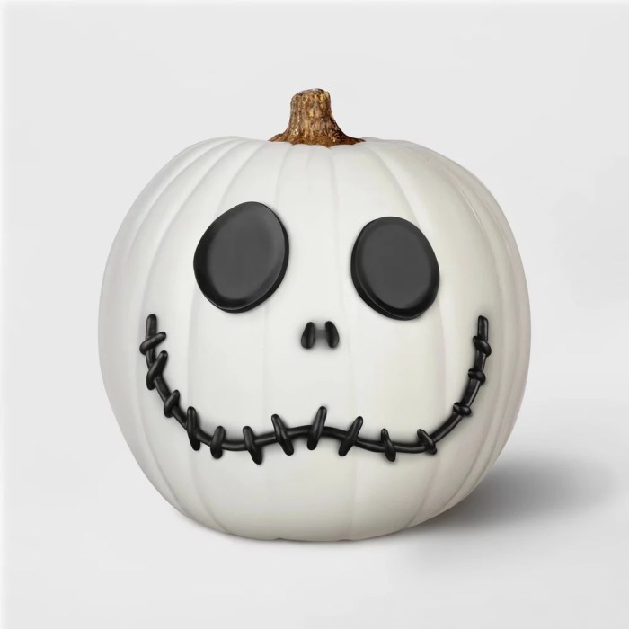 Nightmare before christmas pumpkin decorating kit