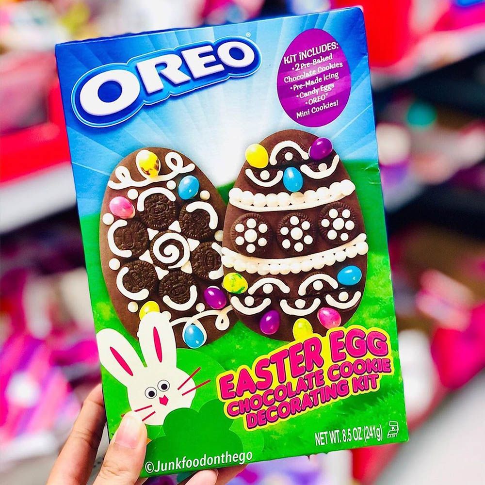 Oreo chocolate easter egg cookie decorating kit